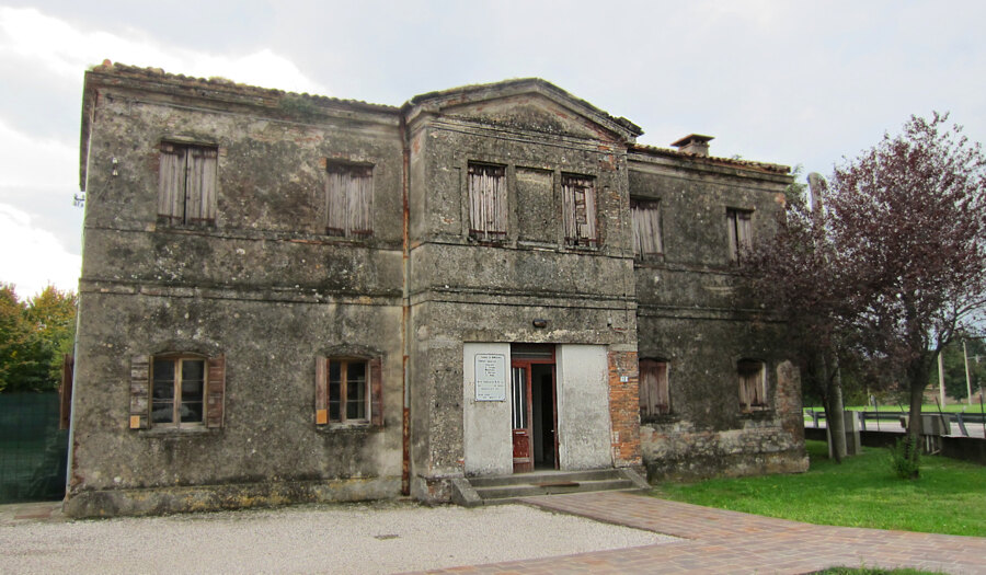 ex-casa-custode-cimitero-monselice-luogo-memoria-ossari-cinerari